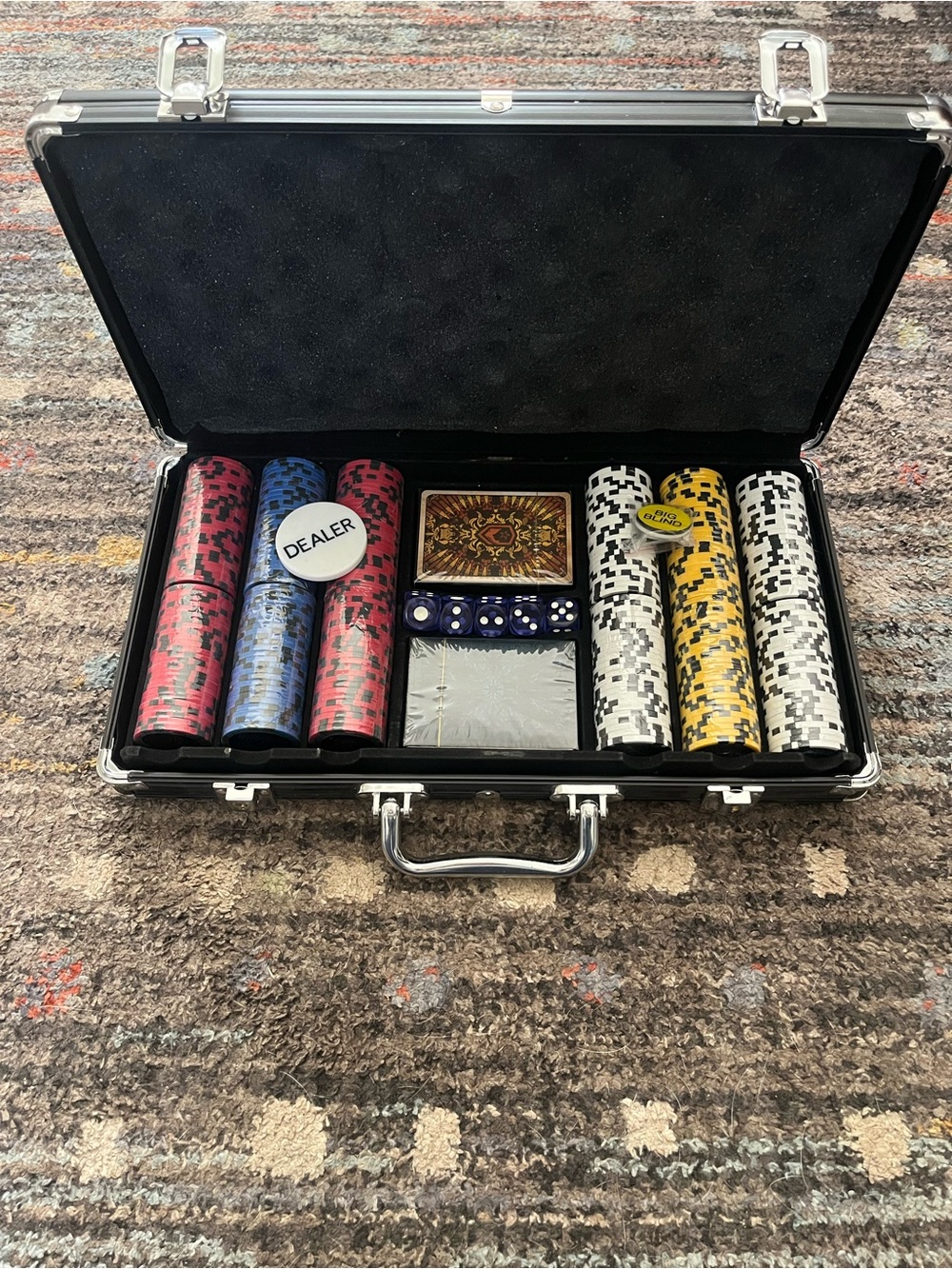 Blizzard Entertainment Poker Chip Set with Carrying Case (Limited Edition)